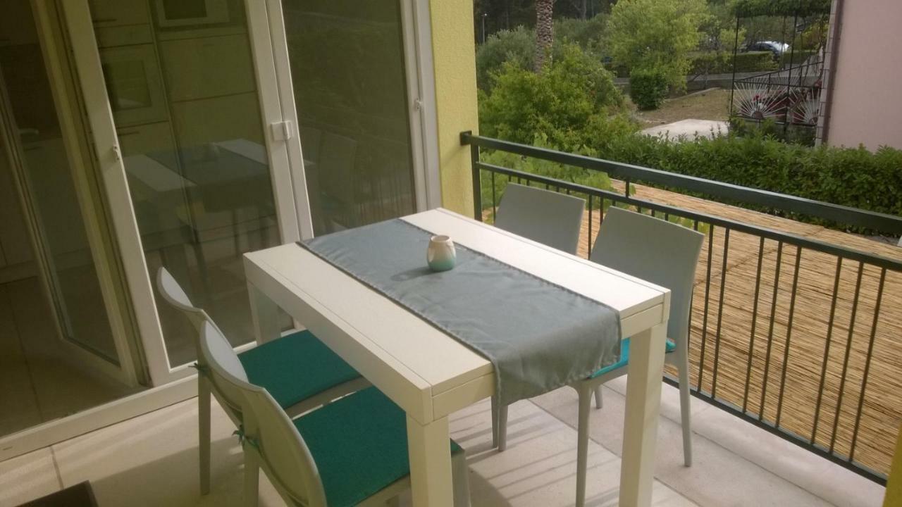 Apartments Marcic Bol Buitenkant foto